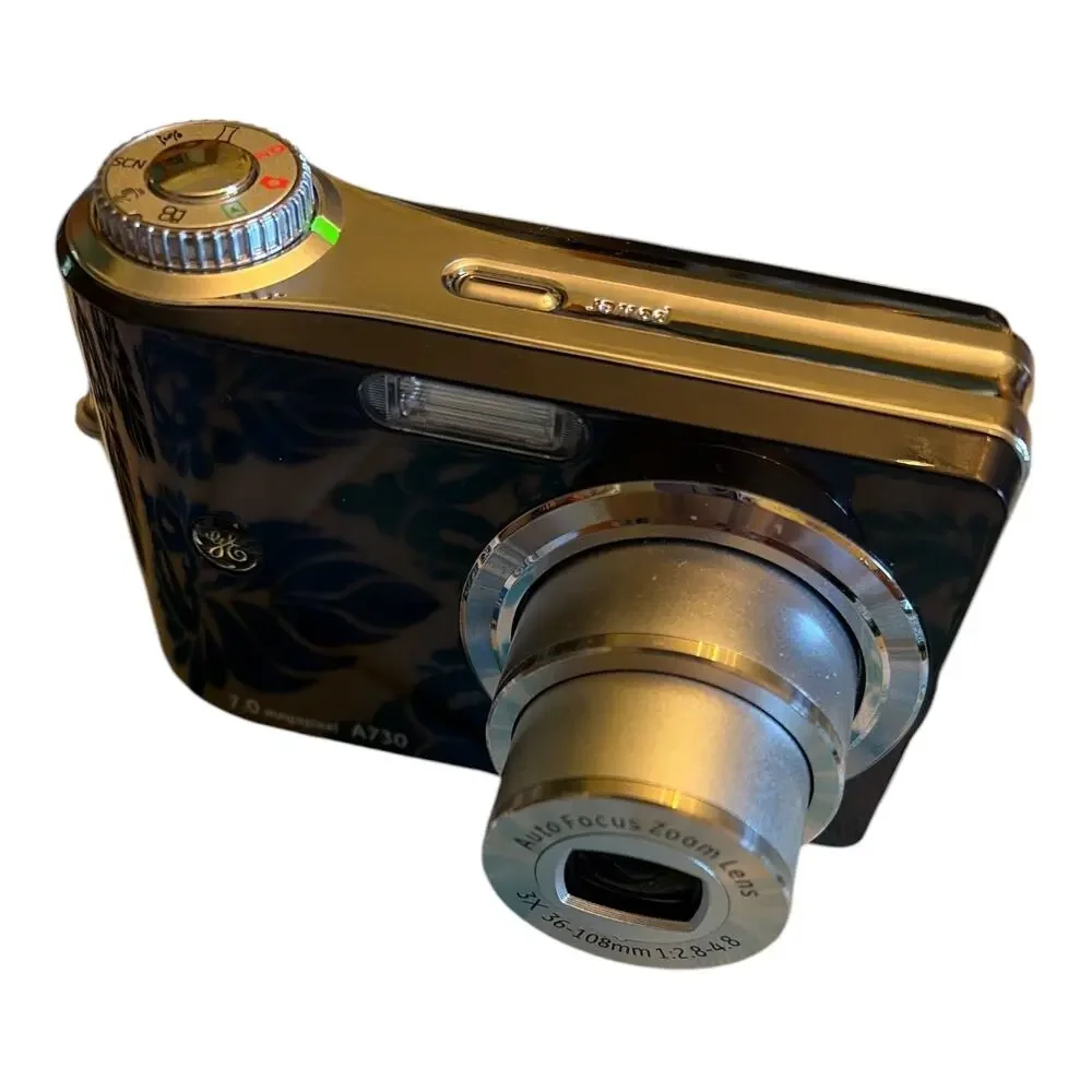 GE A730 7.0MP Digital Camera Black 3x Zoom Y2K Aesthetic DigiCam